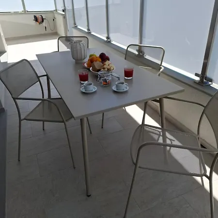 아파트 Nuovissimo - Grande Terrazza - Ground Floor 2 *